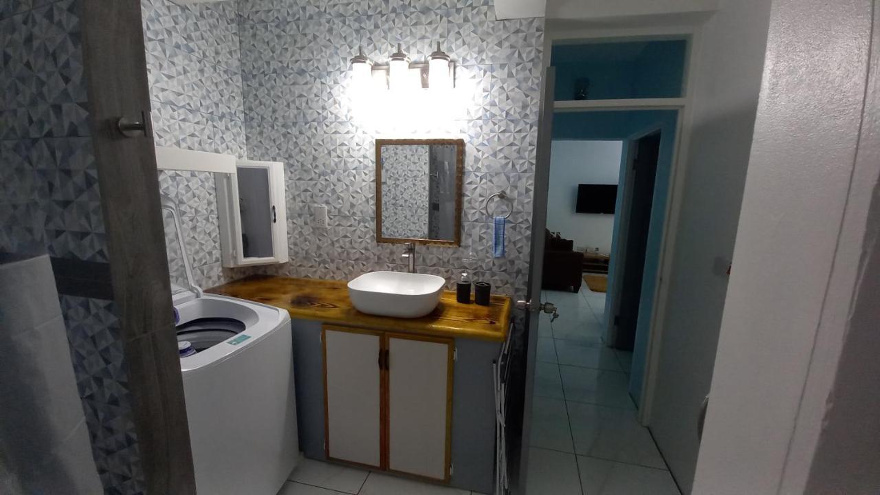 شقة Cozy Vacation Retreat With Free Parking روسو المظهر الخارجي الصورة